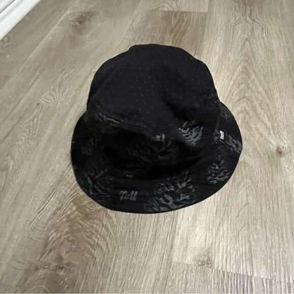 Kid's Neff Black & Grey Printed Bucket Hat - Picture 10 of 10